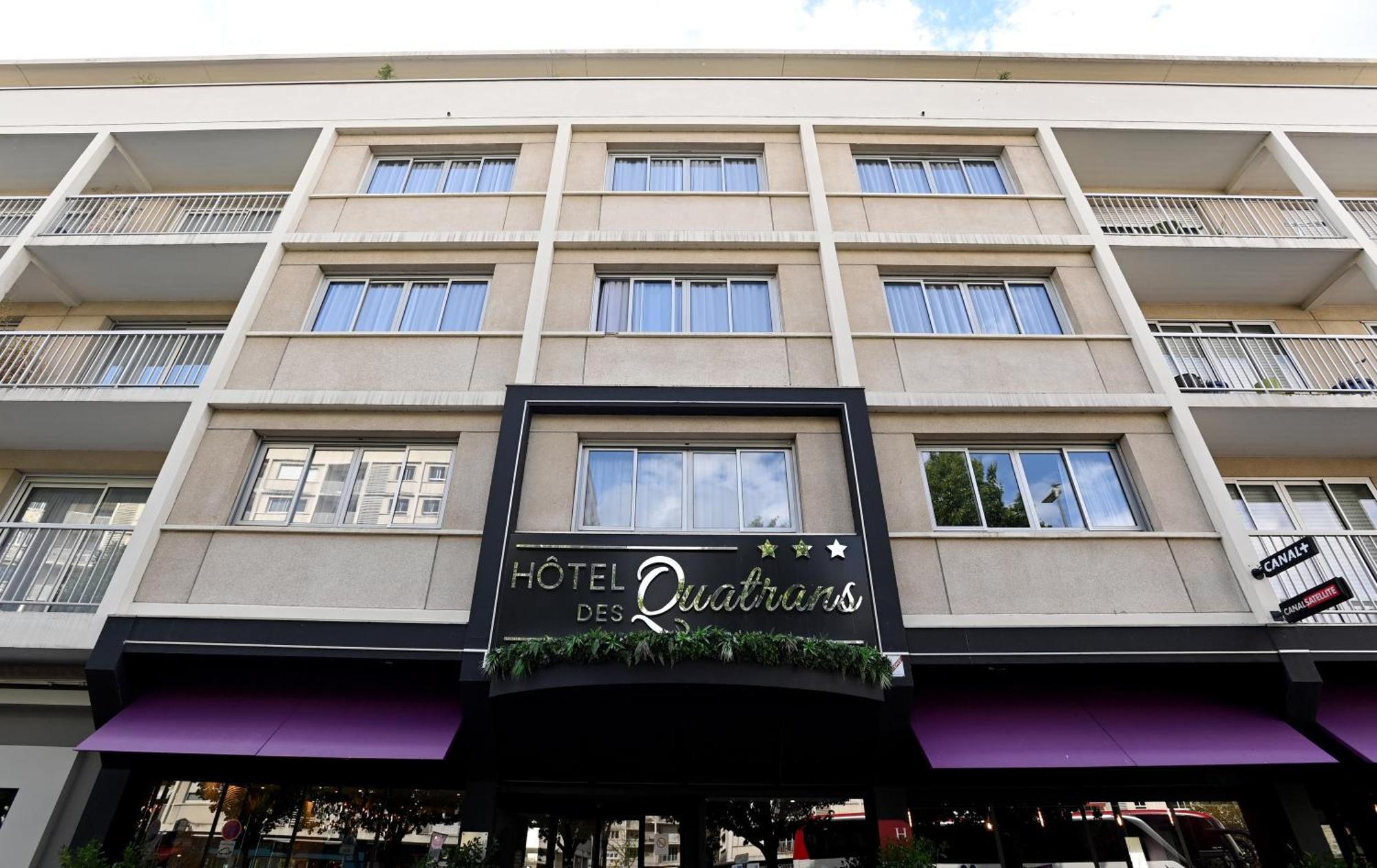 Hôtel Des Quatrans Caen Buitenkant foto