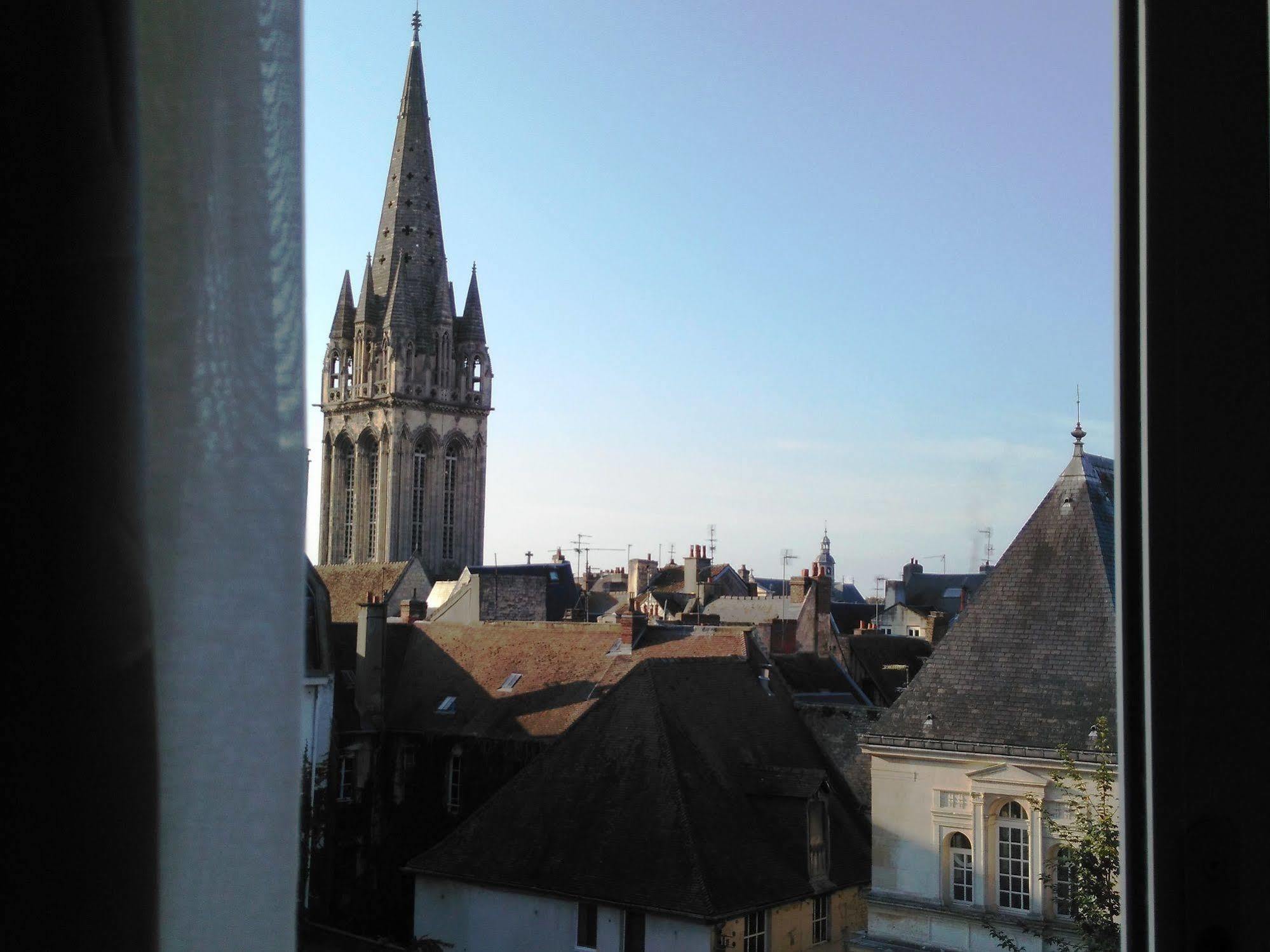 Hôtel Des Quatrans Caen Buitenkant foto